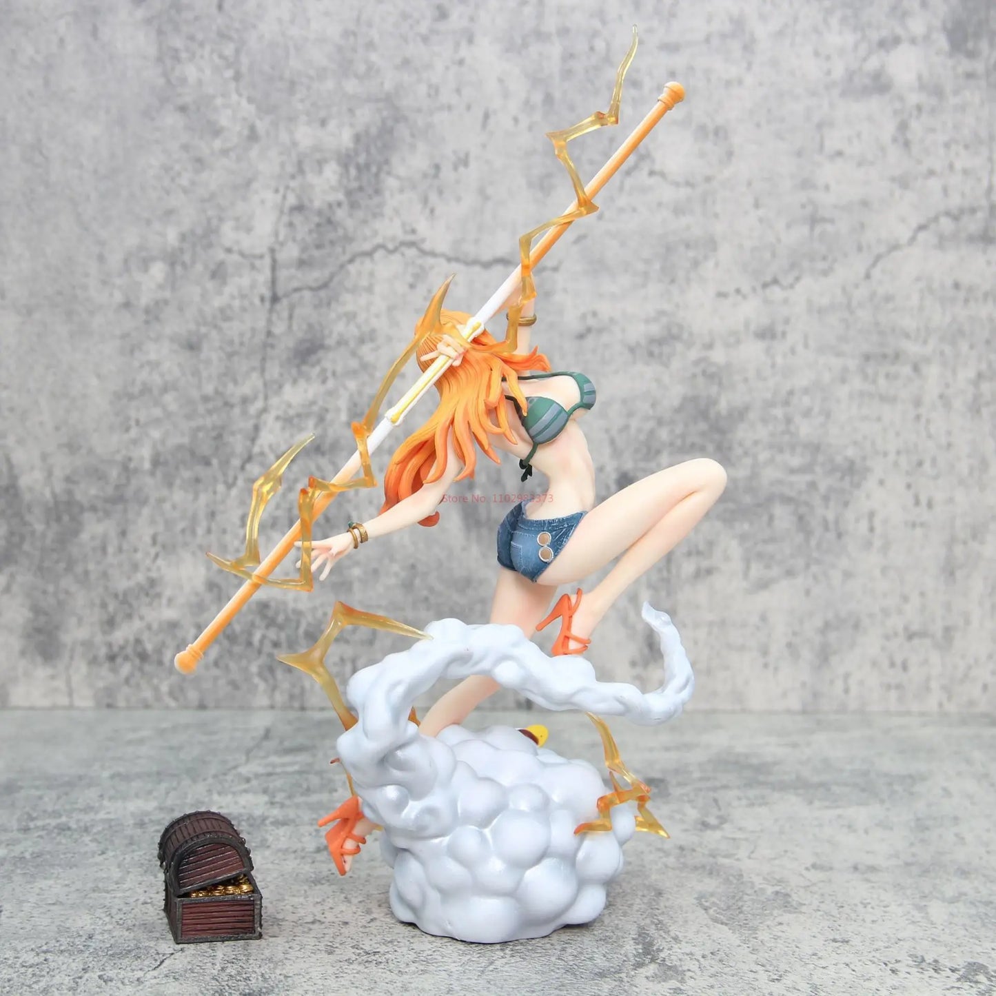 Figurine One Piece - Nami short 32 cm