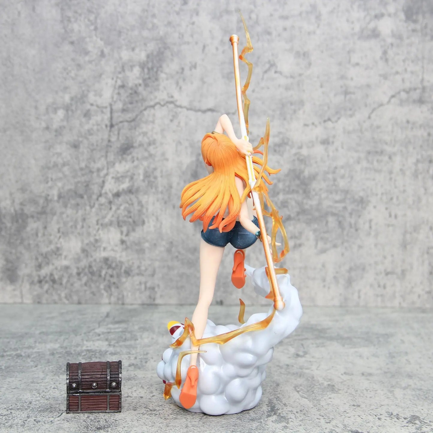 Figurine One Piece - Nami short 32 cm