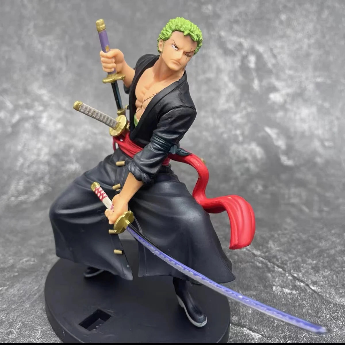 Figurine One Piece - Roronoa Zoro Three-Knife Collection 2
