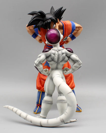 Figurine Dragon Ball Z- Son Goku vs Freezer Regard 23 cm