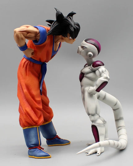 Figurine Dragon Ball Z- Son Goku vs Freezer Regard 23 cm