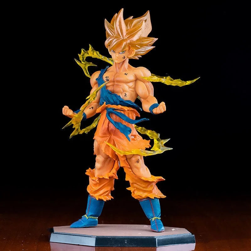Figurine Dragon Ball Z - Son Goku SSJ 18 cm