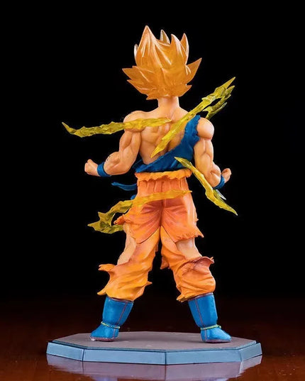Figurine Dragon Ball Z - Son Goku SSJ 18 cm