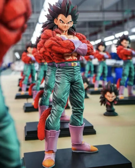 Figurine Dragon Ball Z - Vegeta SSJ4 31 cm