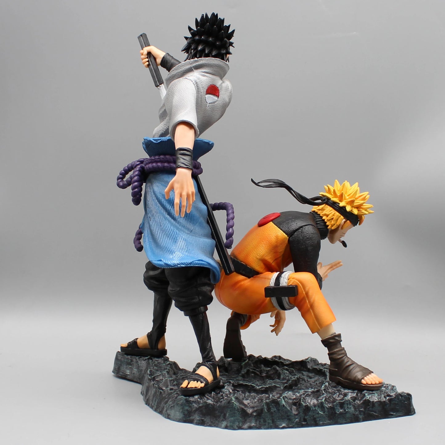 Figurine Naruto Shippûden - Naruto & Sasuke 30 cm