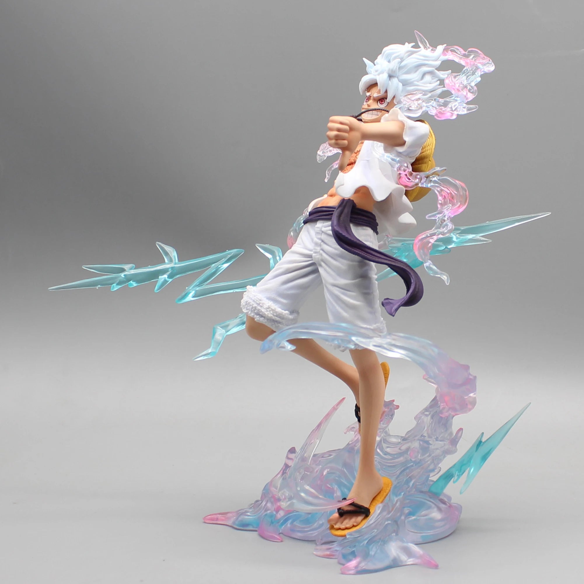 Figurine One Piece - Luffy Gear 5 #2 23 cm