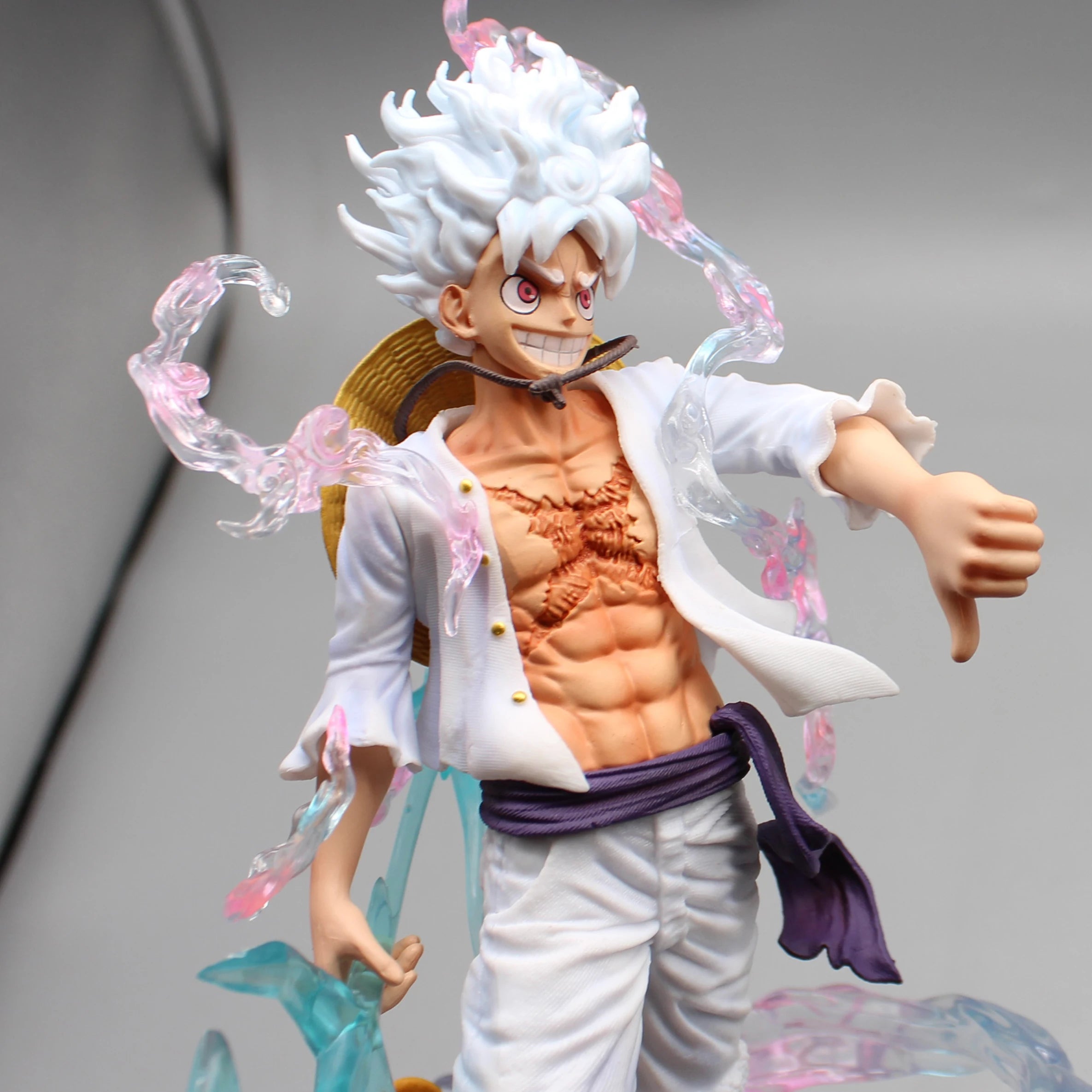 Figurine One Piece - Luffy Gear 5 #2 23 cm