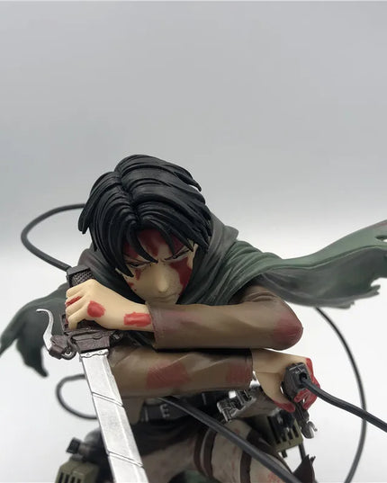 Figurine Attack on Titan - Levi 18cm 4
