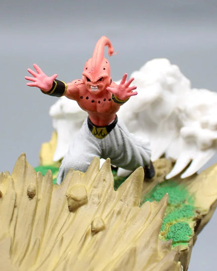 Figurine Dragon Ball Z - Son Goku vs Buu 22 cm 5