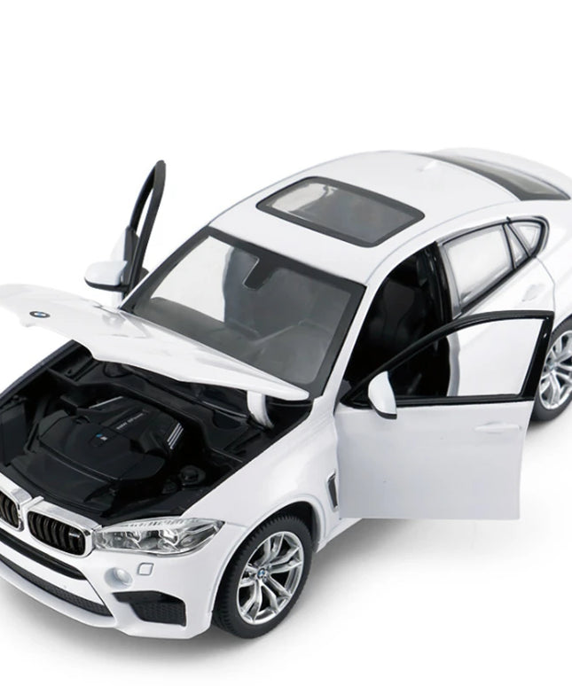 Figurine 1/24 BMW X6 Blanc