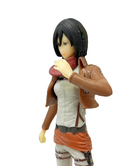 Figurine Attack on Titan - Titan Féminin 16 cm 4