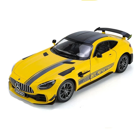 Figurine Mercedes-Benz 1:18 - GTR AMG Jaune Démon