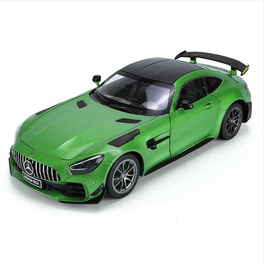 Figurine Mercedes-Benz 1:18 - GTR AMG Vert Demon