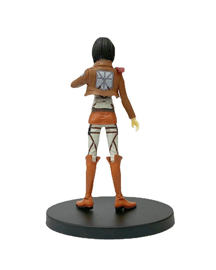 Figurine Attack on Titan - Titan Féminin 16 cm 2