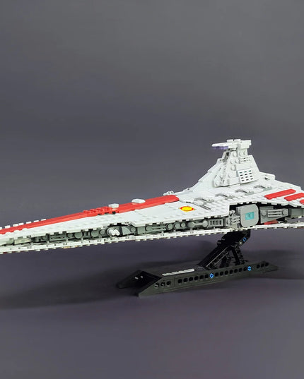 Figurine de Construction - Venator Class Star Destroyer 2
