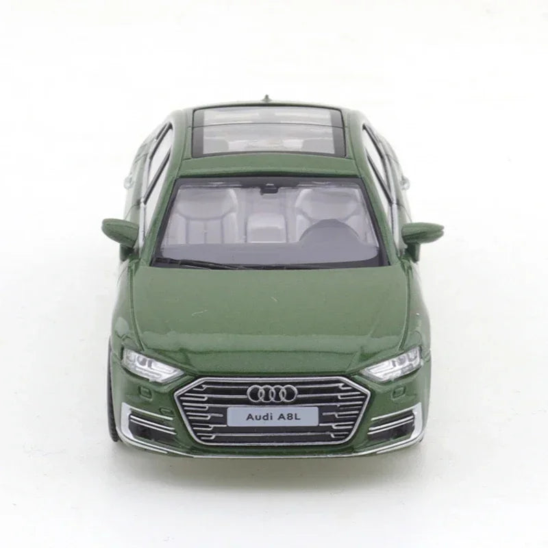 Figurine Audi1/64 - Audi A8L Vert 2