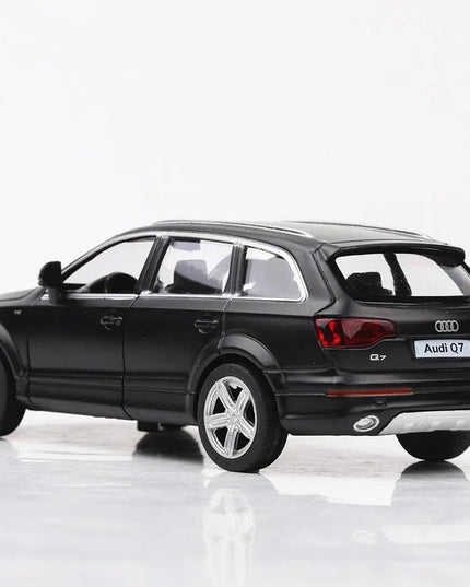 Figurine 1:36 Audi - Audi Q7 2