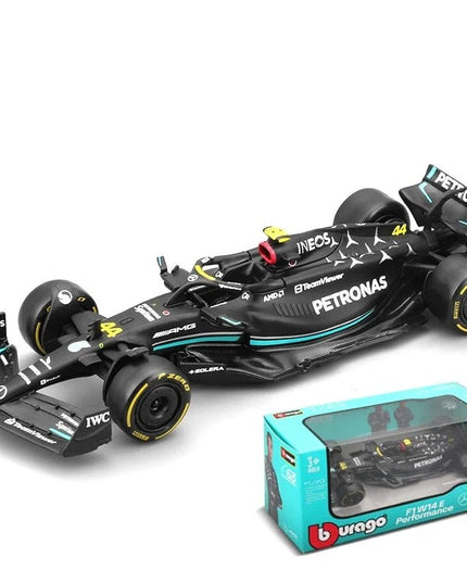 Figurine 1:43 2023 F1 - AMG Lewis Hamilton