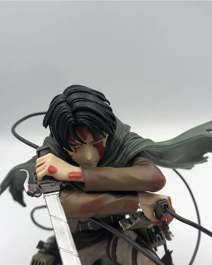 Figurine Attack on Titan - Levi 18cm 4