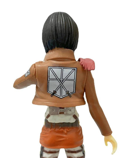 Figurine Attack on Titan - Titan Féminin 16 cm 6