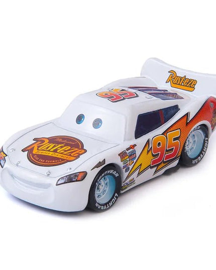 Figurine Disney Pixar Cars - McQueen 6.0