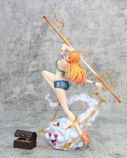 Figurine One Piece - Nami short 32 cm